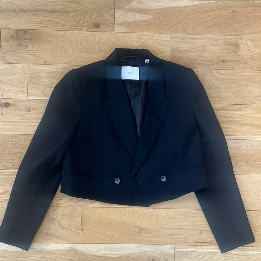 Black Wilfred Cropped Blazer
